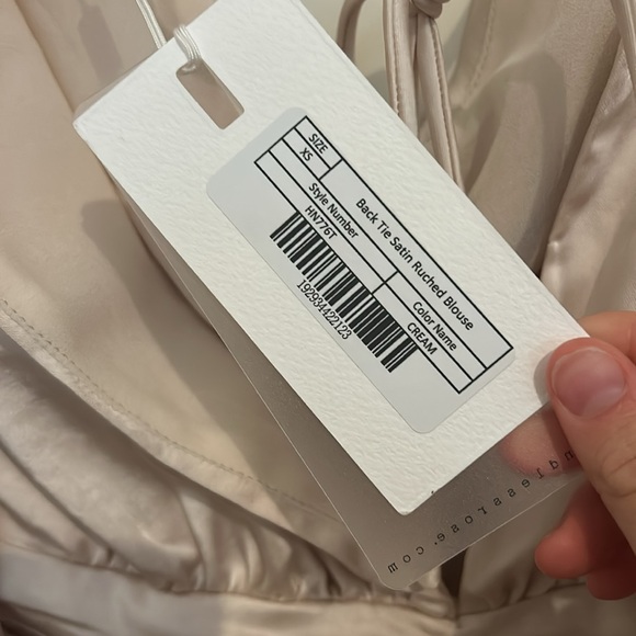 Endless Rose blush pink blouse - Picture 3 of 4